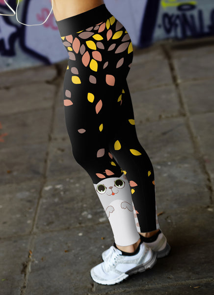 Cat playing with Leaves Leggings